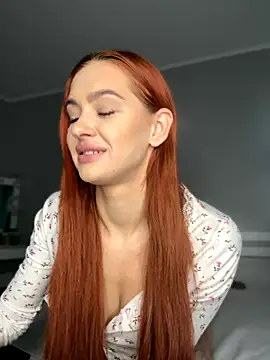 LittleFox    online show from October 22, 6:40 am