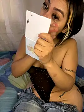 JesicaHorny69 online show from October 18, 2:31 pm
