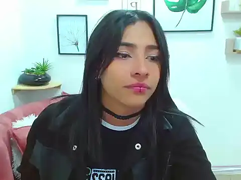 Aliciacute   online show from October 23, 9:21 pm