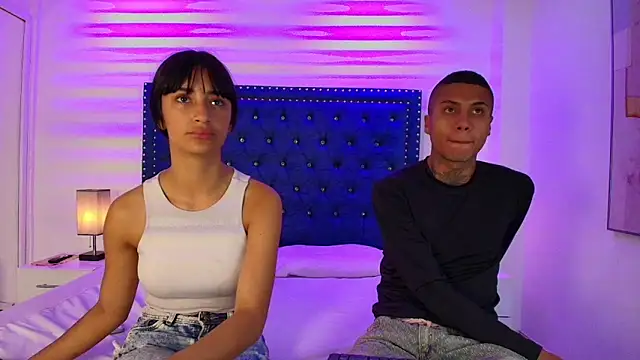 Damian and roxanne online show from March 3, 12:44 pm