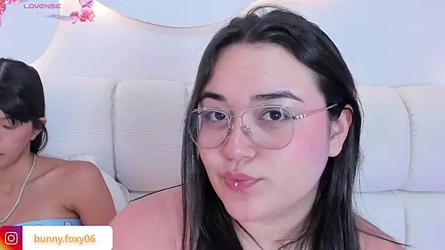 foxybunny online show from March 21, 8:30 am