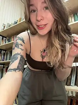 Mimiumuy online show from April 4, 6:40 pm