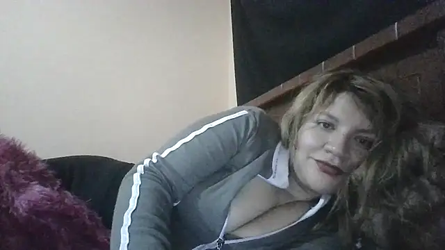 Isisflame online show from December 19, 12:04 am