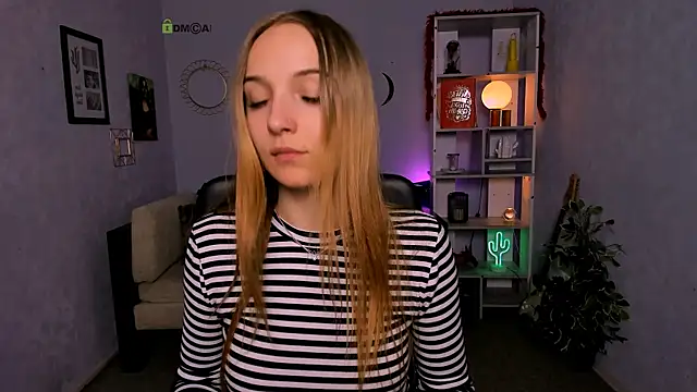 keylas moan online show from April 22, 11:29 am