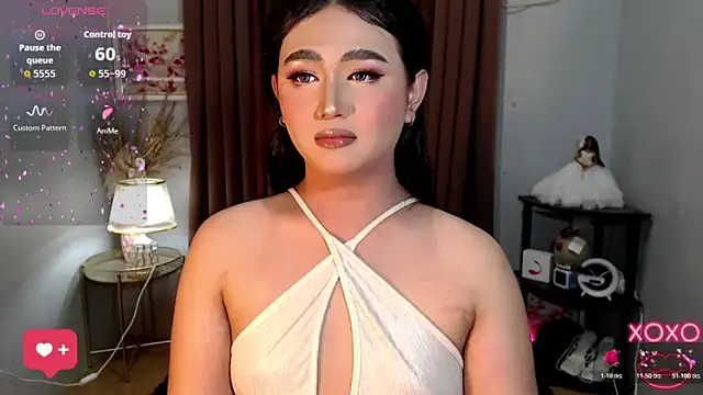 Snapshot of Kayiejuan_69 chatting on October 21, 5:44 am Kayiejuan 69 online show from October 21, 5:44 am