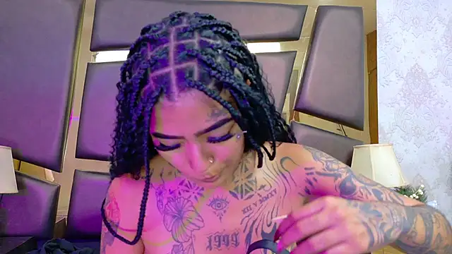 EmilieLake online show from February 20, 7:37 pm