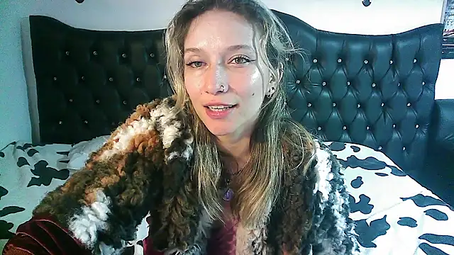 Snapshot of Licethf00x chatting on September 15, 2:09 am Licethf00x online show from September 15, 2:09 am