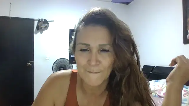 MiaVega online show from January 19, 12:40 am