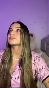 AnnyLopezzz  online show from January 12, 6:18 am