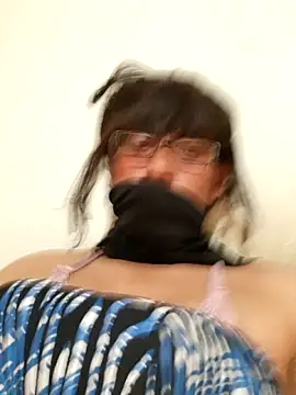 adiel3184xh online show from November 16, 8:49 am