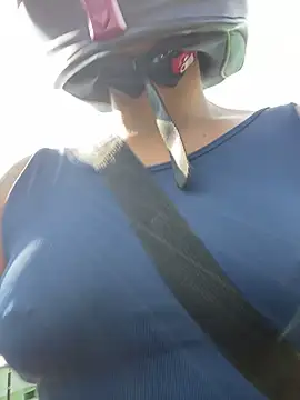 AlannaEvons online show from December 17, 8:35 pm