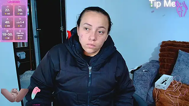  honey12 online show from November 4, 1:49 pm