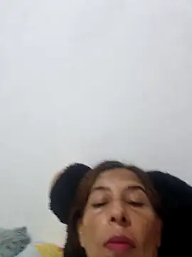 maleja23 online show from April 11, 12:50 am