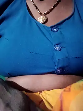 Radha8080 online show from November 12, 3:21 pm