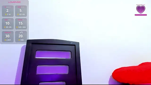 woman rosse online show from October 1, 3:00 am