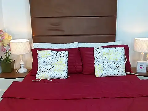 BlaireWilzon online show from September 17, 6:55 am