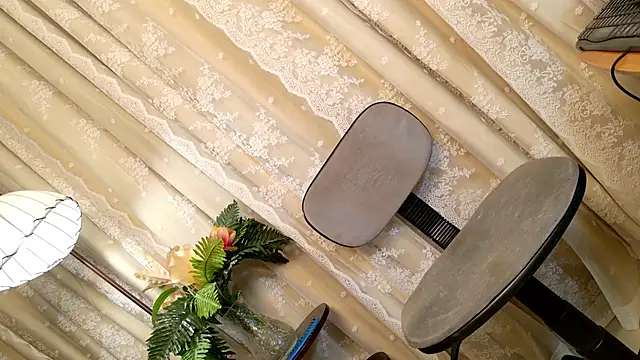 PrettyStranger online show from November 27, 7:22 am