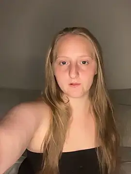 young hailey online show from September 15, 5:31 pm