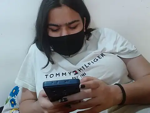 Nataliya Singh online show from March 2, 7:15 am