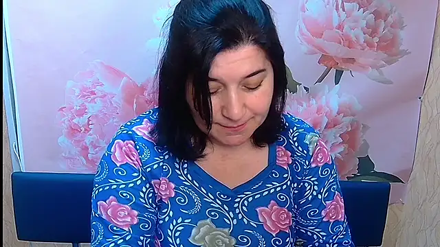 Snapshot of BridjetTur chatting on October 5, 11:37 am BridjetTur online show from October 5, 11:37 am