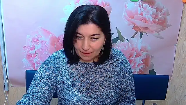 Snapshot of BridjetTur chatting on October 1, 11:26 am BridjetTur online show from October 1, 11:26 am