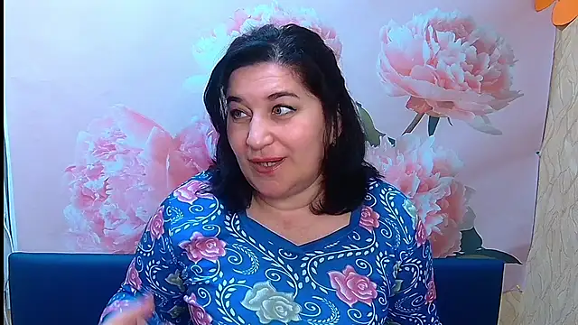 Snapshot of BridjetTur chatting on October 4, 11:27 am BridjetTur online show from October 4, 11:27 am