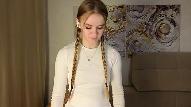 Angel oci online show from November 26, 2:18 pm