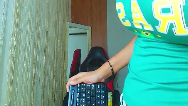 miss leidy  online show from June 24, 3:16 am