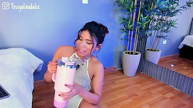 AlinaSweett  online show from October 6, 8:02 pm