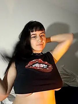 Jinx  x online show from December 15, 4:50 am