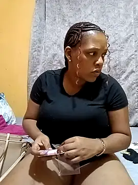 HappygalTheQueen online show from November 1, 5:39 pm