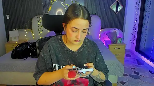 SarahCastro1  online show from February 22, 4:57 am