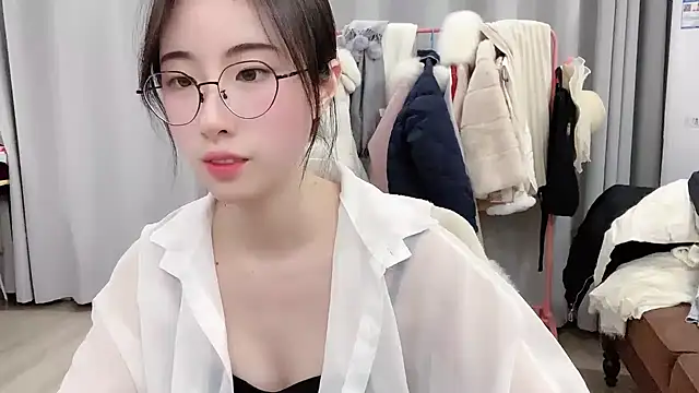 Freya7777 online show from January 6, 2:10 pm