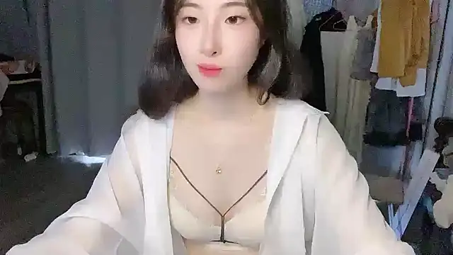 Snapshot of Freya7777 chatting on September 13, 4:09 am Freya7777 online show from September 13, 4:09 am