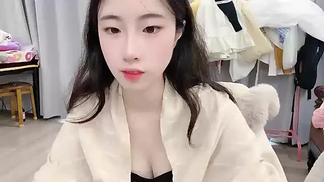 Snapshot of Freya7777 chatting on September 30, 8:09 am Freya7777 online show from September 30, 8:09 am