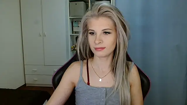 KristineGlow online show from March 24, 7:14 am