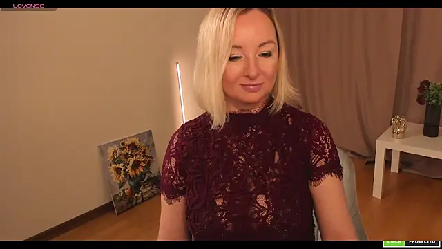 sexmom8 online show from October 6, 12:11 pm