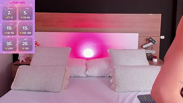 MiaTaylorSweet online show from October 22, 2:22 pm