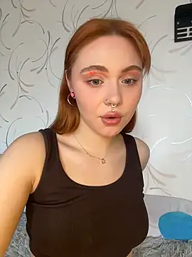 LunaMillie online show from March 22, 11:38 am