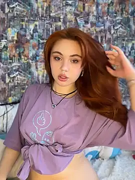 LunaMillie online show from April 8, 10:06 am