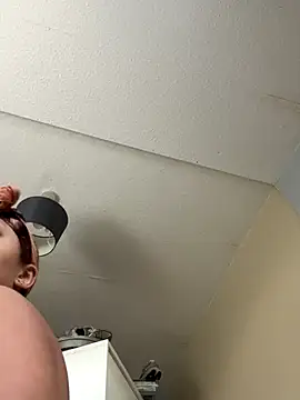 Marleymols online show from November 23, 3:57 pm