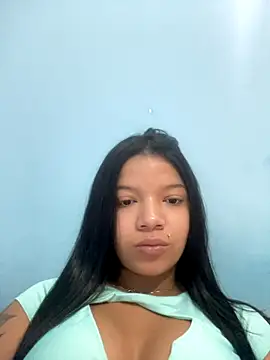 Snapshot of lola_bn chatting on September 22, 10:57 am lola bn online show from September 22, 10:57 am