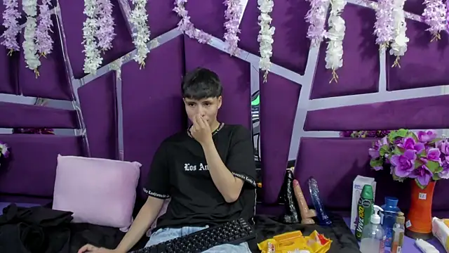 Bruno Cruzz online show from February 18, 2:43 am