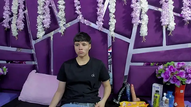 Bruno Cruzz online show from February 17, 2:33 am