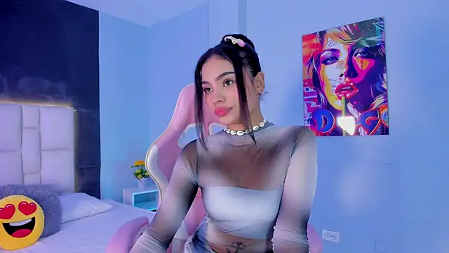 SammyRose  online show from November 11, 9:45 pm