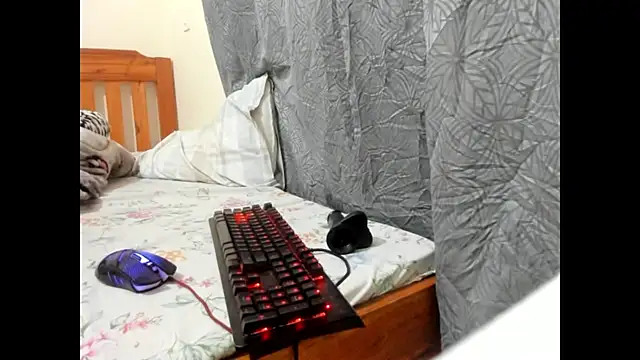 Snapshot of Handsomesesame chatting on October 13, 9:06 pm Handsomesesame online show from October 13, 9:06 pm