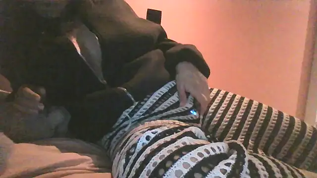 Snapshot of Justnani001 chatting on September 21, 9:13 pm Justnani001 online show from September 21, 9:13 pm