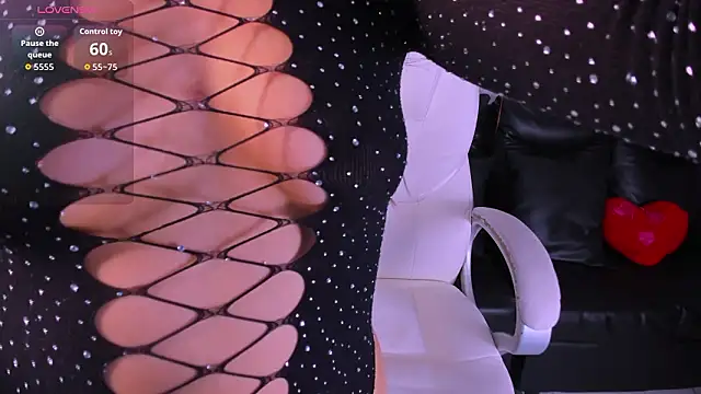 koraline 333 online show from March 26, 1:46 pm