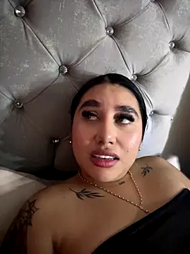 Sophie Dreamss online show from December 14, 11:10 pm