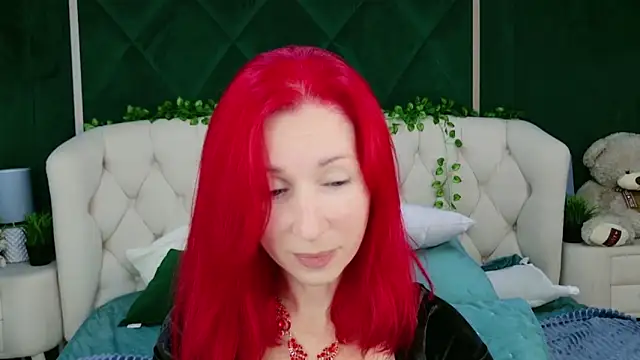 Sofia Lix online show from October 5, 8:25 pm